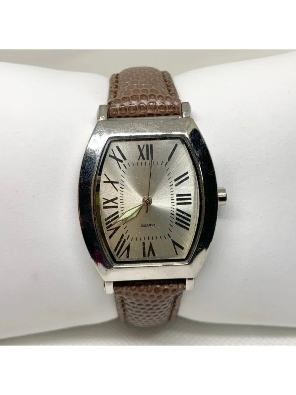 Vintage SKC men’s classic wrist watch silver tone 30mm Roman indices running